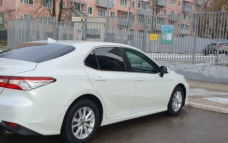 Toyota Camry, 2018 год, 3 050 000 рублей, 4 фотография