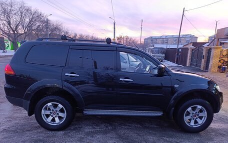 Mitsubishi Pajero Sport II рестайлинг, 2013 год, 2 150 000 рублей, 5 фотография