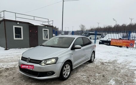 Volkswagen Polo VI (EU Market), 2014 год, 700 000 рублей, 2 фотография