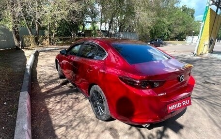 Mazda 3, 2021 год, 1 990 000 рублей, 5 фотография