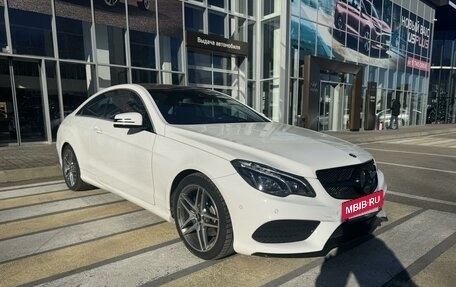 Mercedes-Benz E-Класс, 2015 год, 1 930 000 рублей, 3 фотография