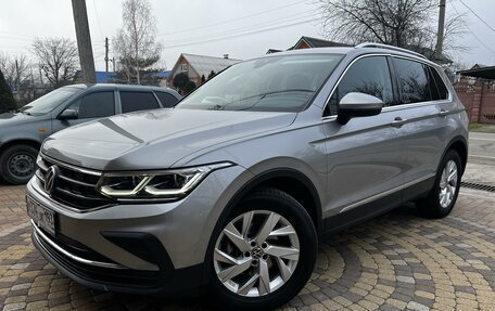 Volkswagen Tiguan II, 2021 год, 2 890 000 рублей, 5 фотография