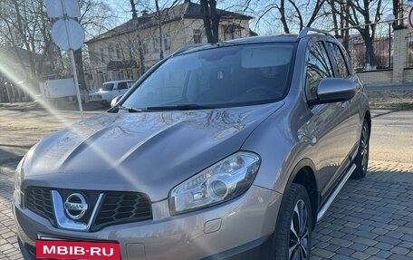 Nissan Qashqai, 2010 год, 1 250 000 рублей, 2 фотография