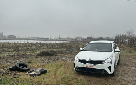 KIA Rio IV, 2017 год, 1 070 000 рублей, 2 фотография