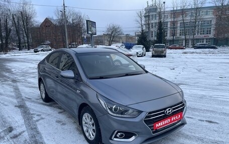 Hyundai Solaris II рестайлинг, 2017 год, 1 200 000 рублей, 7 фотография