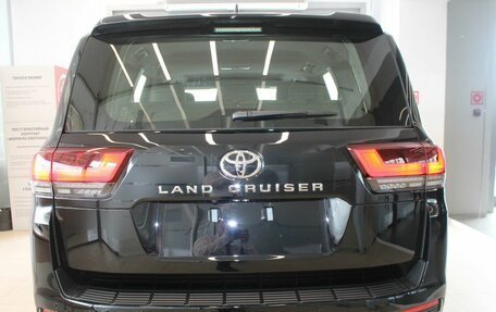 Toyota Land Cruiser, 2024 год, 18 800 000 рублей, 5 фотография