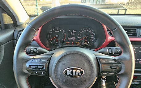 KIA Rio IV, 2021 год, 1 800 000 рублей, 6 фотография