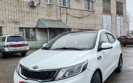 KIA Rio III рестайлинг, 2012 год, 650 000 рублей, 2 фотография