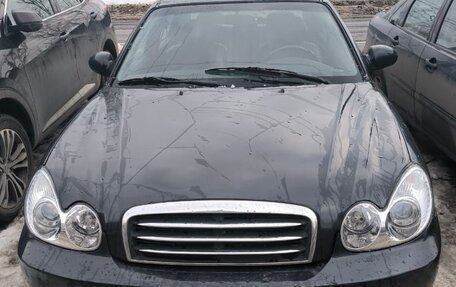 Hyundai Sonata IV рестайлинг, 2005 год, 700 000 рублей, 1 фотография