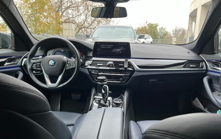 BMW 5 серия, 2019 год, 4 990 000 рублей, 12 фотография