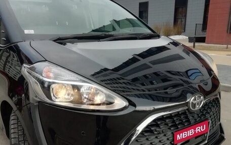 Toyota Sienta II, 2018 год, 1 670 000 рублей, 16 фотография