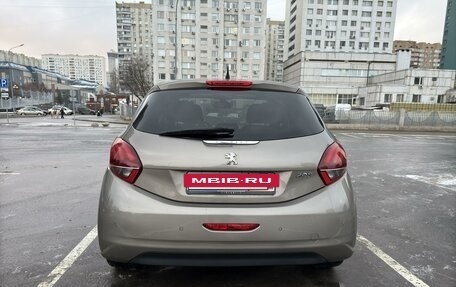 Peugeot 208 II, 2012 год, 777 777 рублей, 3 фотография