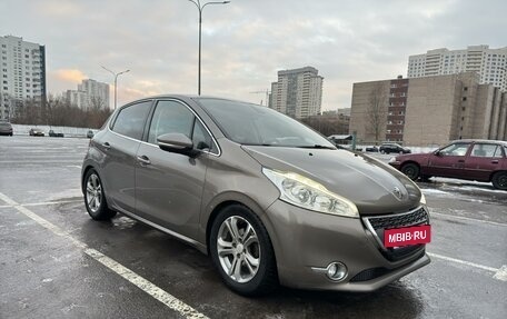 Peugeot 208 II, 2012 год, 777 777 рублей, 6 фотография