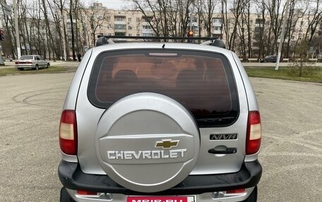 Chevrolet Niva I рестайлинг, 2005 год, 410 000 рублей, 5 фотография