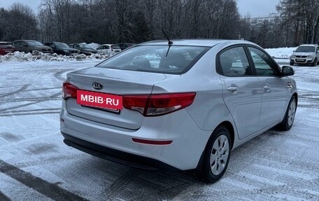 KIA Rio III рестайлинг, 2015 год, 1 550 000 рублей, 4 фотография