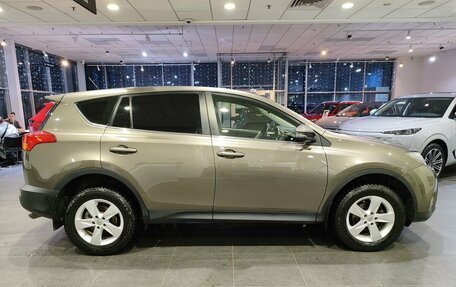 Toyota RAV4, 2013 год, 1 899 000 рублей, 4 фотография