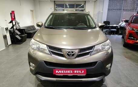 Toyota RAV4, 2013 год, 1 899 000 рублей, 2 фотография