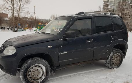 Chevrolet Niva I рестайлинг, 2013 год, 650 000 рублей, 2 фотография