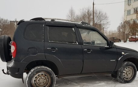 Chevrolet Niva I рестайлинг, 2013 год, 650 000 рублей, 3 фотография