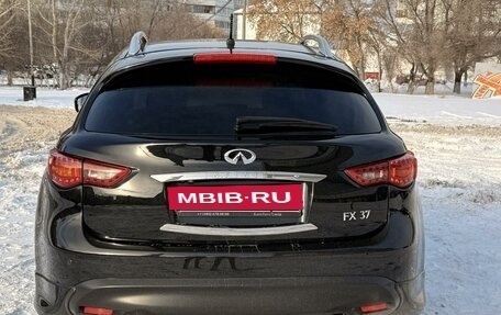 Infiniti FX II, 2012 год, 2 600 000 рублей, 10 фотография