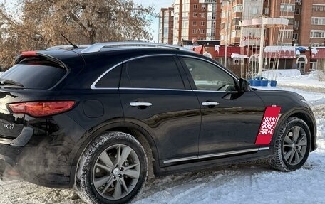 Infiniti FX II, 2012 год, 2 600 000 рублей, 14 фотография