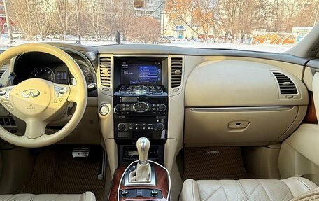 Infiniti FX II, 2012 год, 2 600 000 рублей, 30 фотография