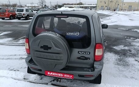 Chevrolet Niva I рестайлинг, 2004 год, 320 000 рублей, 3 фотография