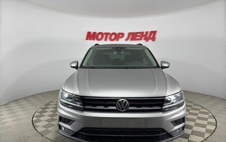 Volkswagen Tiguan II, 2019 год, 2 245 000 рублей, 2 фотография