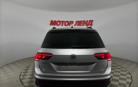 Volkswagen Tiguan II, 2019 год, 2 245 000 рублей, 5 фотография