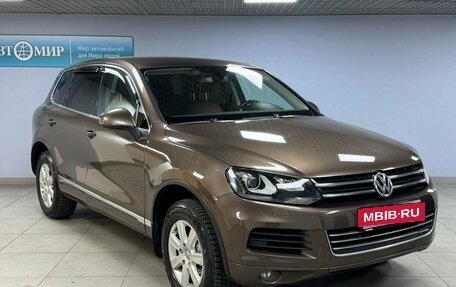 Volkswagen Touareg III, 2011 год, 2 029 000 рублей, 3 фотография