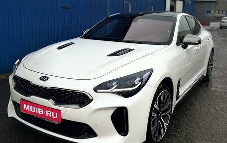 KIA Stinger I, 2018 год, 2 850 000 рублей, 1 фотография