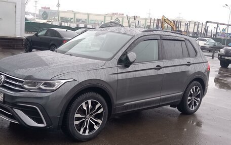 Volkswagen Tiguan II, 2021 год, 2 750 000 рублей, 1 фотография