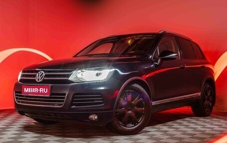 Volkswagen Touareg III, 2011 год, 1 699 000 рублей, 1 фотография