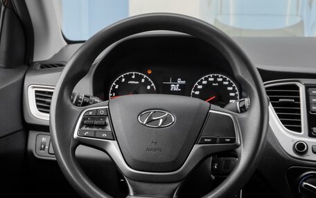 Hyundai Solaris II рестайлинг, 2021 год, 1 399 000 рублей, 14 фотография