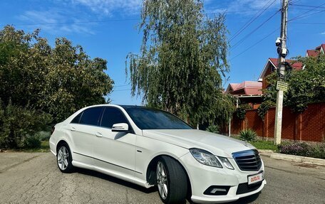 Mercedes-Benz E-Класс, 2011 год, 1 600 000 рублей, 7 фотография