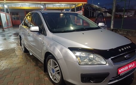 Ford Focus II рестайлинг, 2005 год, 630 000 рублей, 3 фотография