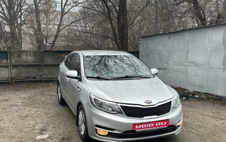 KIA Rio III рестайлинг, 2016 год, 930 000 рублей, 5 фотография