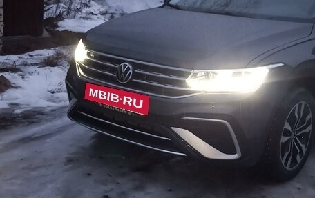 Volkswagen Tiguan II, 2021 год, 2 750 000 рублей, 7 фотография