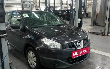 Nissan Qashqai, 2012 год, 900 000 рублей, 2 фотография