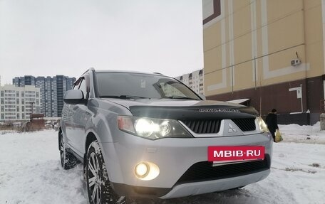 Mitsubishi Outlander III рестайлинг 3, 2007 год, 1 435 000 рублей, 22 фотография