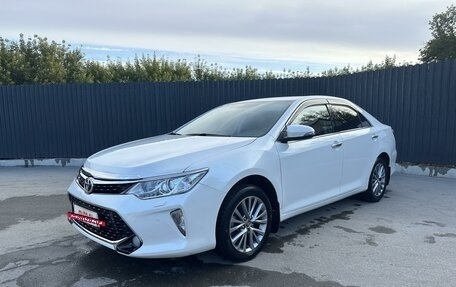 Toyota Camry, 2016 год, 2 600 000 рублей, 8 фотография