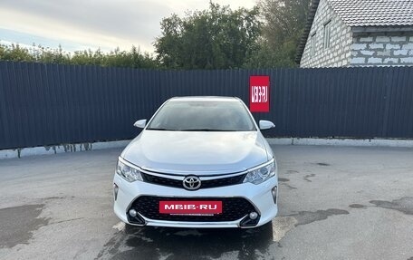 Toyota Camry, 2016 год, 2 600 000 рублей, 9 фотография