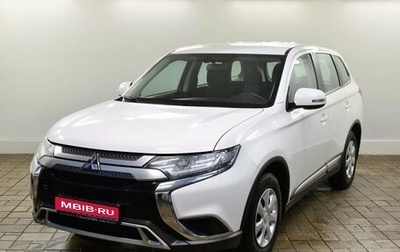 Mitsubishi Outlander III рестайлинг 3, 2020 год, 2 210 000 рублей, 1 фотография