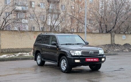 Toyota Land Cruiser 100 рестайлинг 2, 2001 год, 1 699 000 рублей, 3 фотография