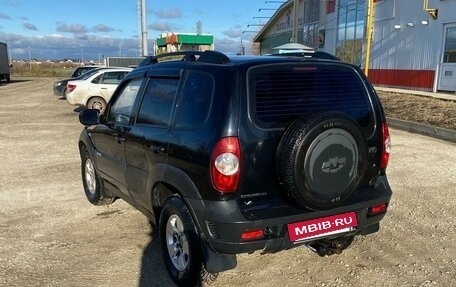 Chevrolet Niva I рестайлинг, 2011 год, 2 фотография