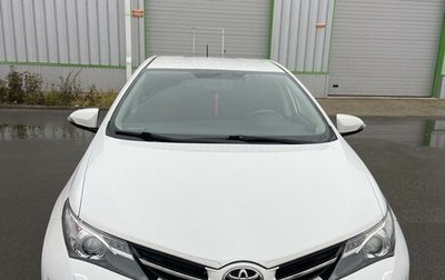 Toyota Auris II, 2013 год, 1 450 000 рублей, 1 фотография