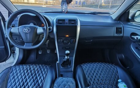 Toyota Corolla, 2012 год, 870 000 рублей, 24 фотография