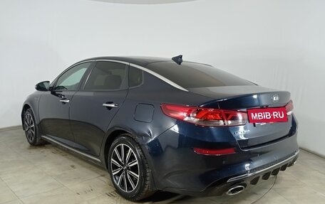 KIA Optima IV, 2018 год, 2 080 000 рублей, 7 фотография