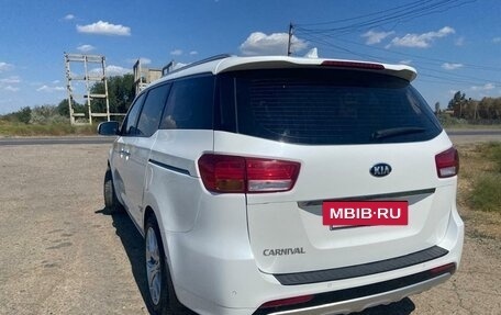 KIA Carnival III, 2018 год, 3 000 000 рублей, 4 фотография