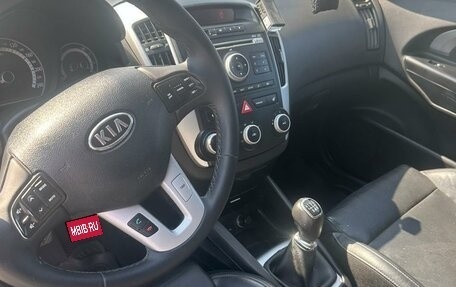 KIA cee'd I рестайлинг, 2010 год, 850 000 рублей, 3 фотография